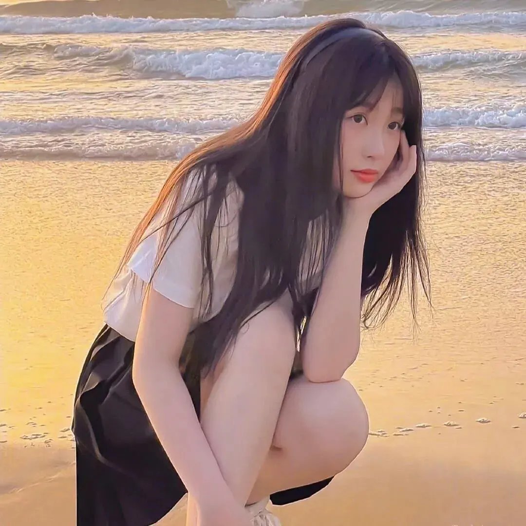 艾曼妞与罗丽妲